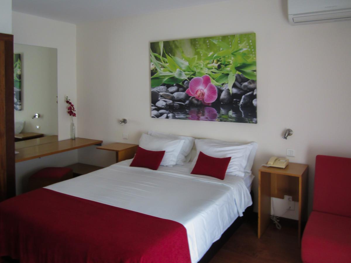 Hotel Eco Salvador 제어스 외부 사진